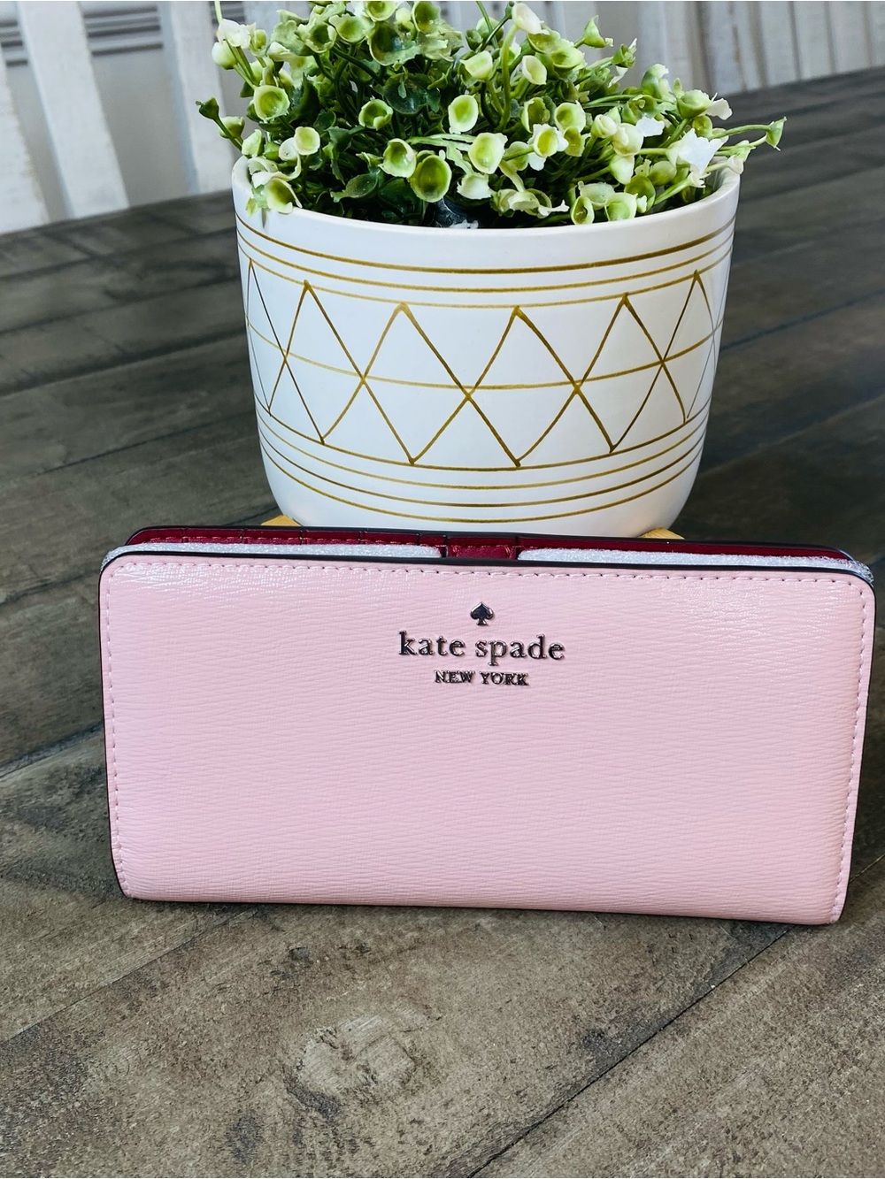 New Kate Spade New York Staci Large Slim Bifold Wallet - Chalk Pink - Picture 2 of 6